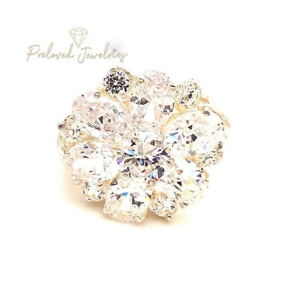 Super Stunning Flower Ring